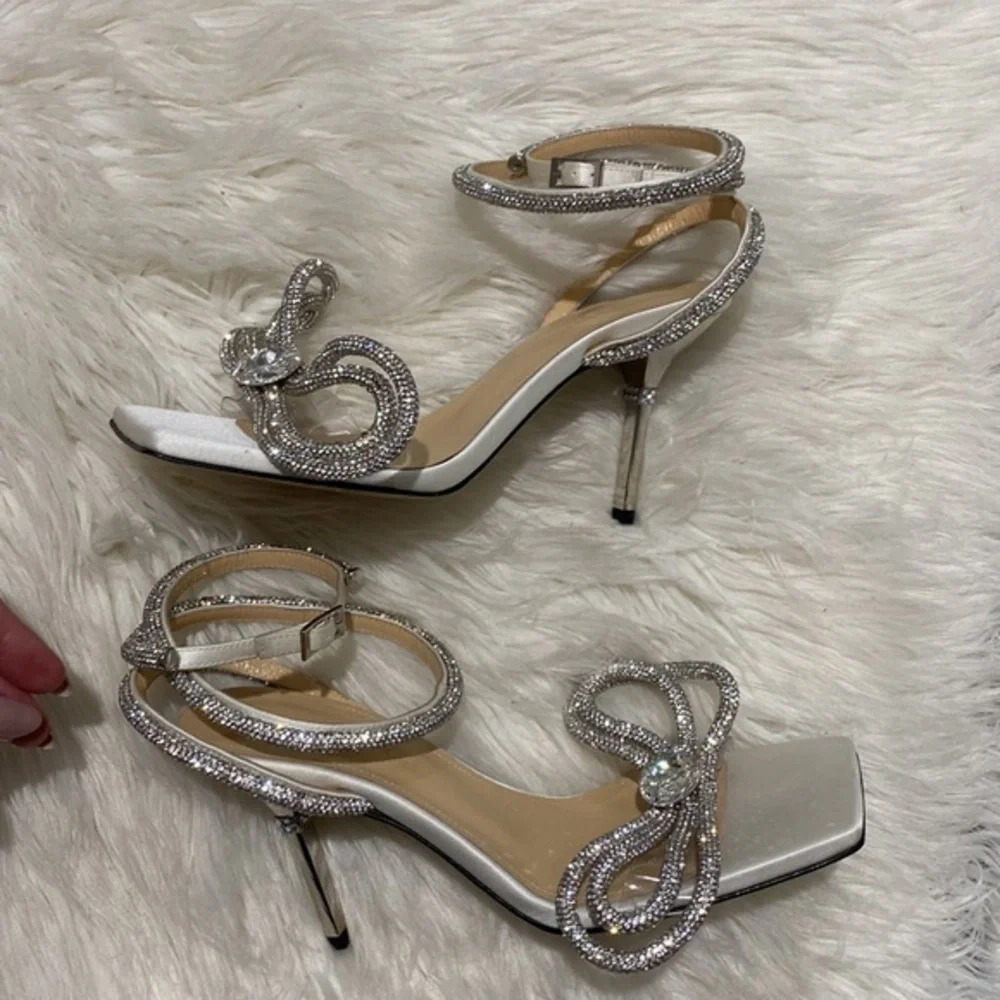 New Mach & Mach Double Crystal Bow Square‎ toe sandal size 36.5EU